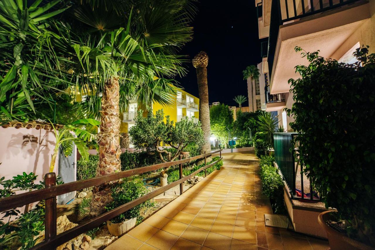Apartamentos Palm Court Benidorm Eksteriør billede